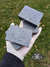 Load image into Gallery viewer, Peppermint & Activated Charcoal Bar